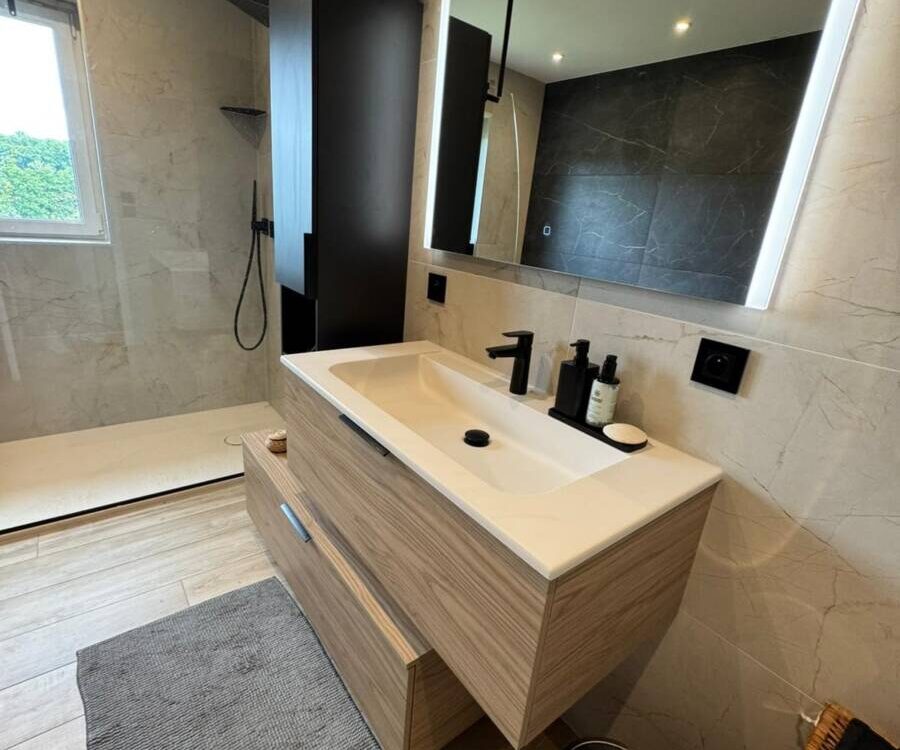 Conception de salle de bain clé en main et travaux de plomberie près de Saint-Louis et Hésingue Illzach